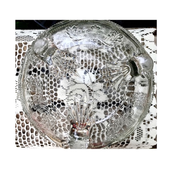 Vintage Crystal Glass Bowl/Fruit Bowl/Serving Bowl - Picture 5 of 8